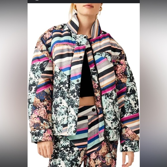 NWT FP Movement Women's Bunny Slope Printed Puffer Jacket - Picture 4 of 10